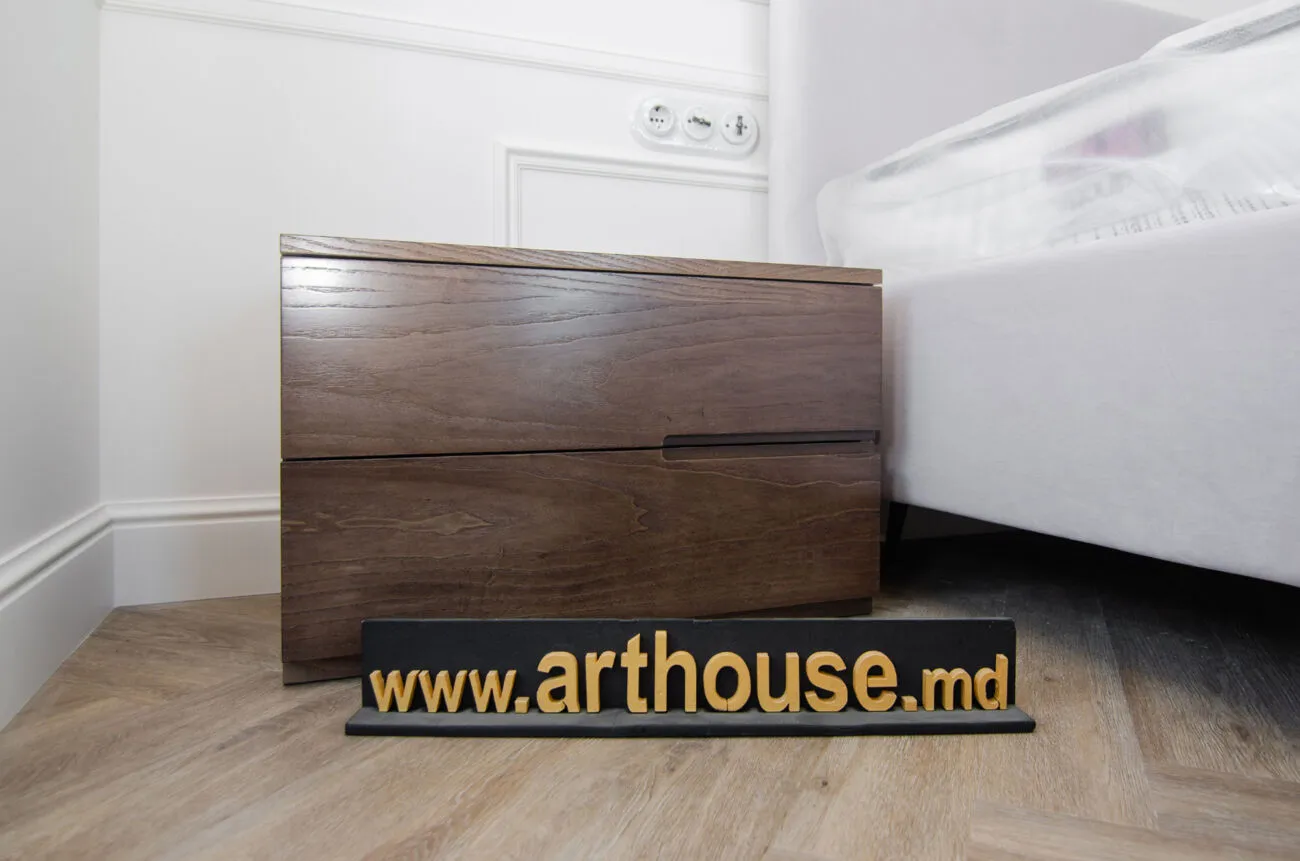 Noptiera din furnir natural #4046